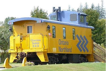 Clearview Station & Caboose B&B Creemore Room photo
